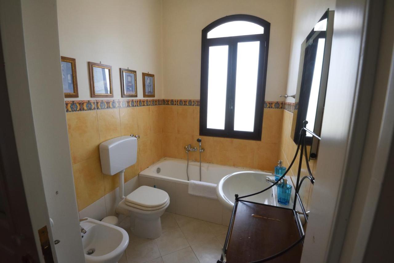Amuni Da Vita E Pietro Carini Buitenkant foto